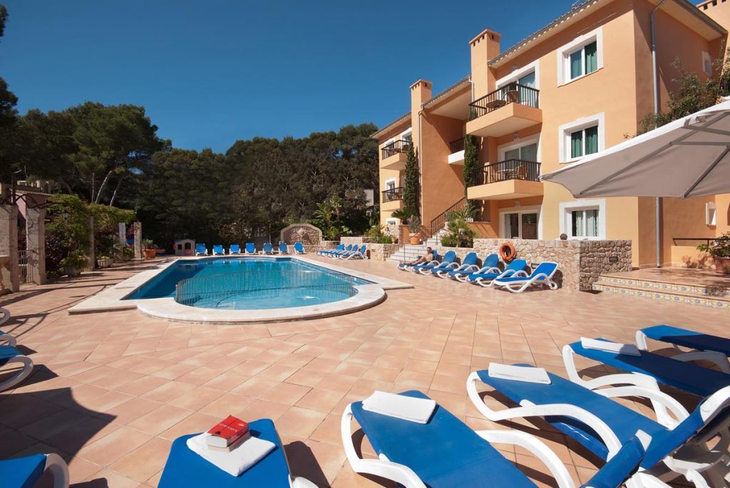 Pinos Altos Apartments Кала-Сан-Висенте Экстерьер фото