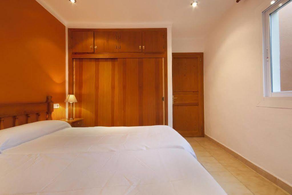 Pinos Altos Apartments Кала-Сан-Висенте Экстерьер фото